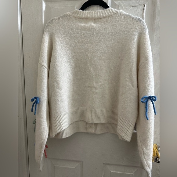 Luna Ivy Women's White Sweater with Colorful Bow Accents Sz M - Picture 6 of 8